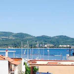  Apartmanhotel Selini House